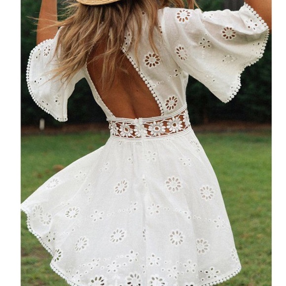 White Flower Eyelet Dress - Picture 4 of 8